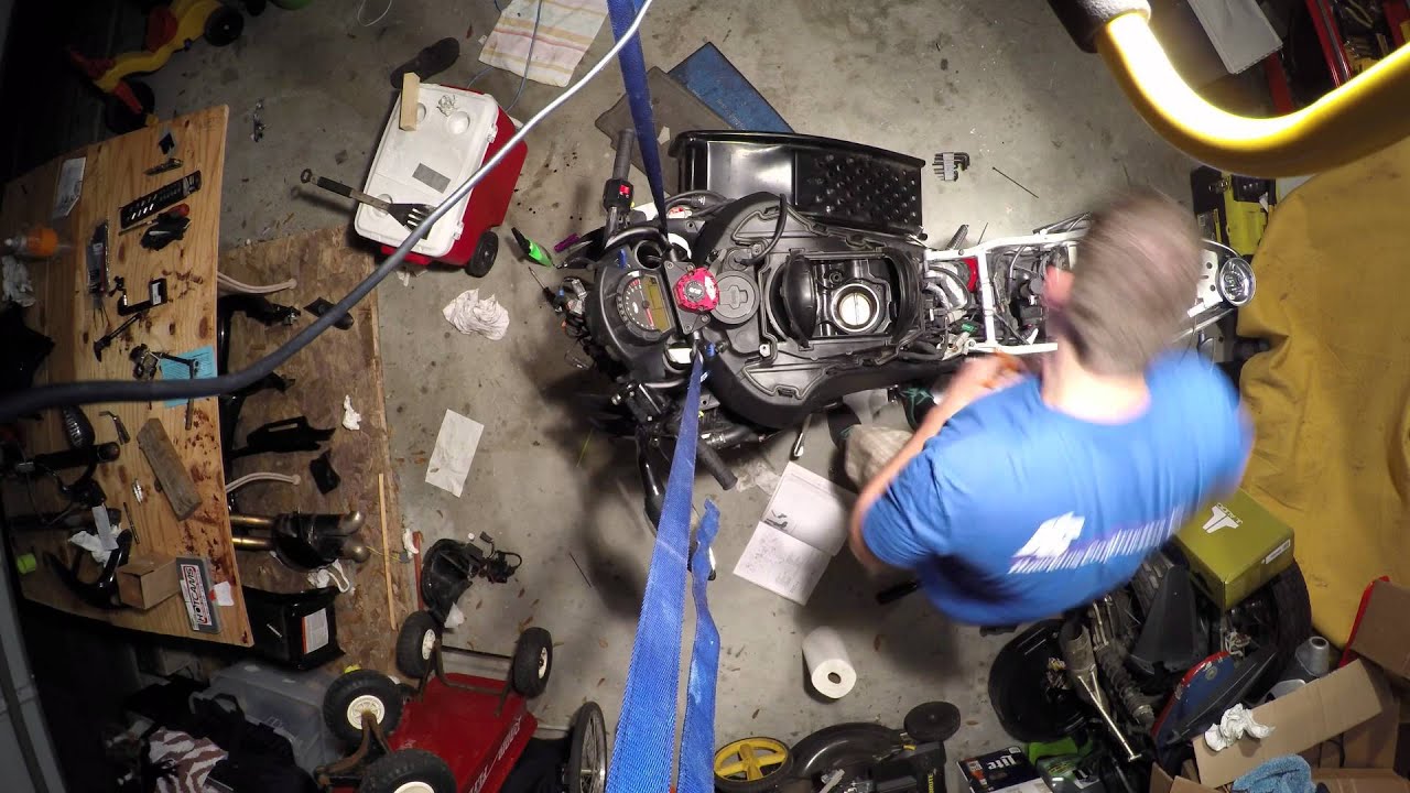 Buell 1125CR Valve Lash Adjustment