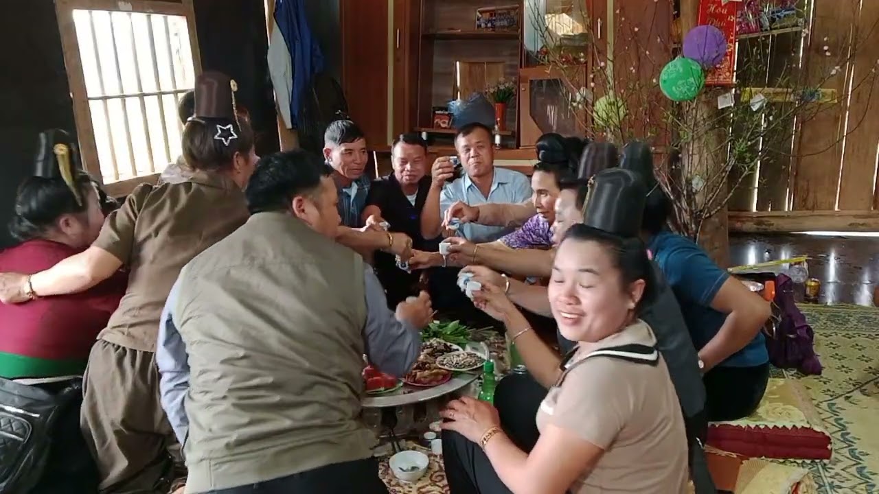 Lò thiện đi thăm chị Quỳnh mai 