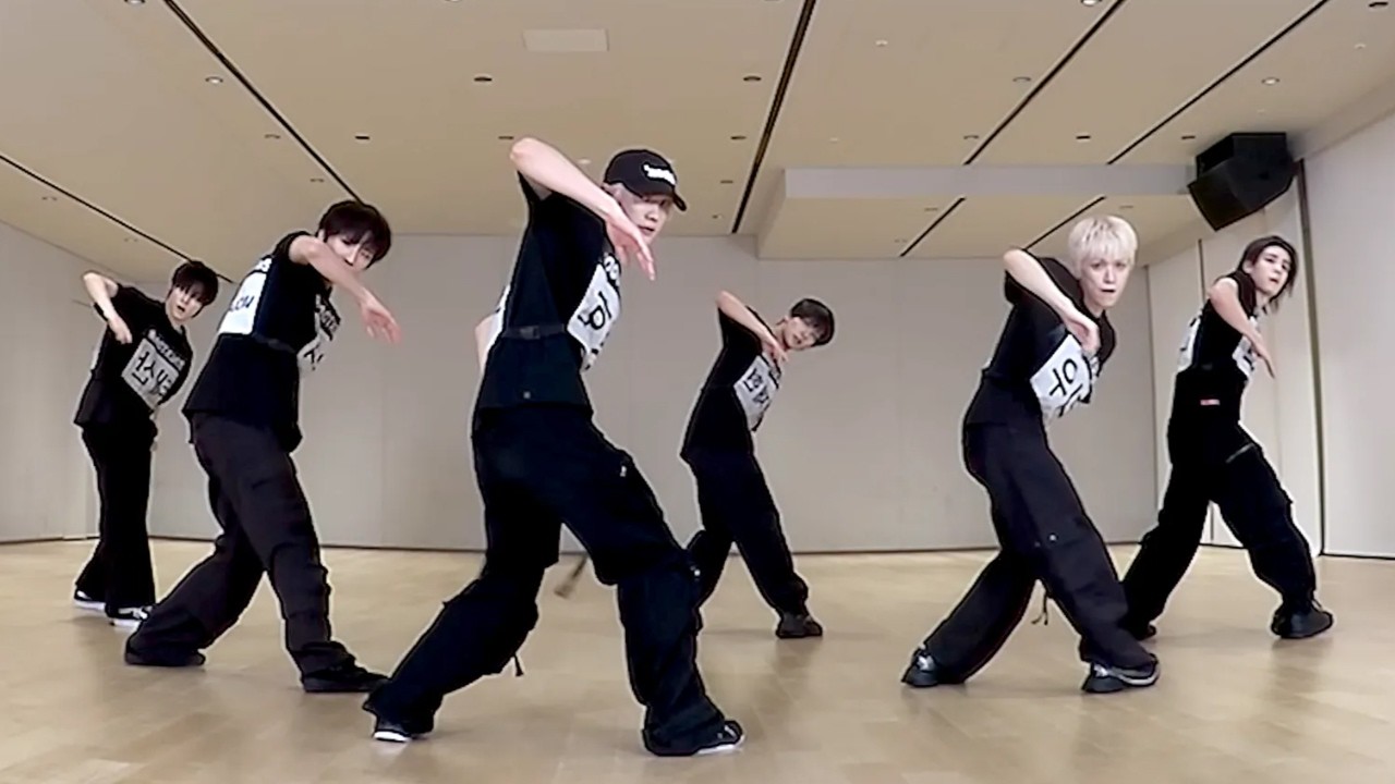 BOYNEXTDOOR - 'VIRAL&rsquo; Dance Practice [MIRRORED]