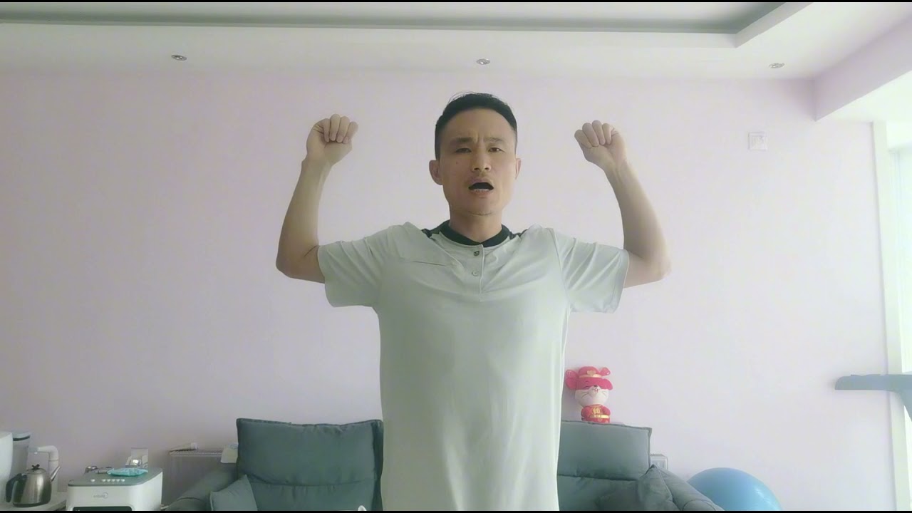 72岁大爷身体硬朗，传我一招&ldquo;震龙脊&rdquo;，真绝了！果然高手在民间