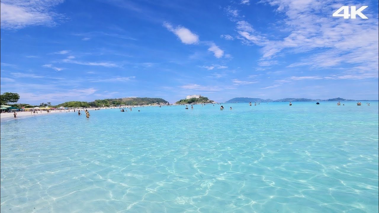 PRAIA DO FORTE Cabo Frio COMO VOC&Ecirc; NUNCA VIU | &Aacute;gua Extremamente Cristalina em 4K