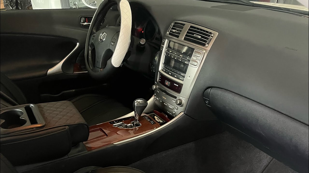 Installing backseat car covers to my 2008 Lexus is250