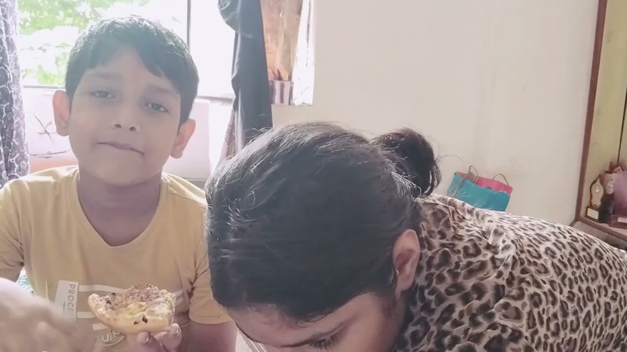 Rakshabandhan pr ki Pizza 🍕 party 🥳🥳🎉🎉