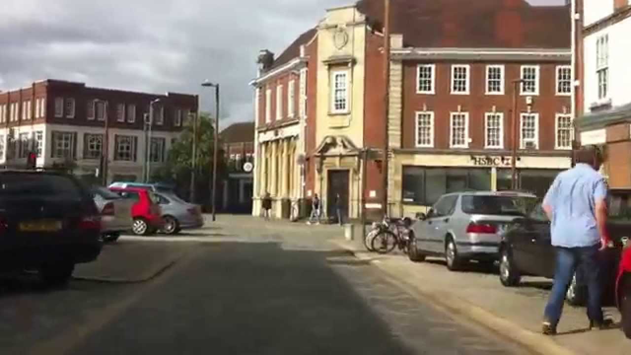 Driving around Letchworth Town Centre