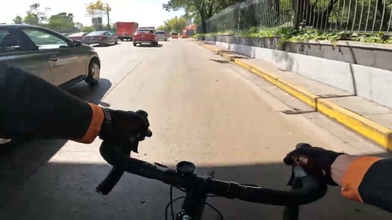 Ciclismo Urbano/ Octubre