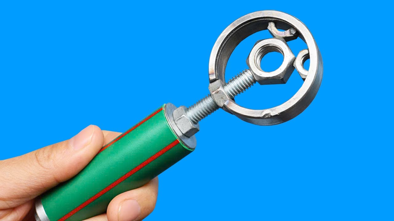 😱 This mechanic's ingenious invention will surprise you!