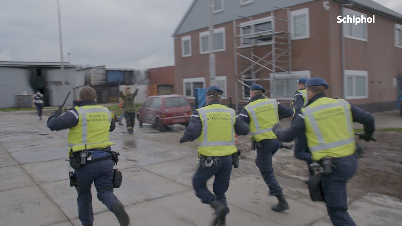 Hulpdiensten Schiphol oefenen samen