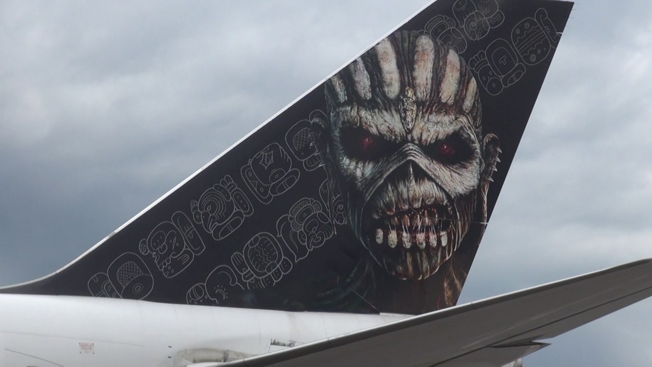 Iron Maiden landed and takeoff at Landvetter airport june 2016