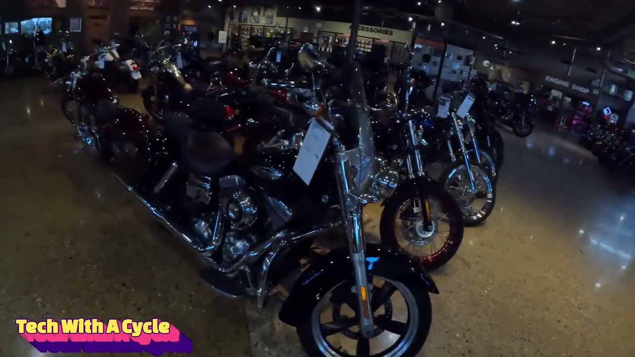 Taking a trip to Woodstock Harley Davidson!! #motovlog #harleydavidson #motorcycle