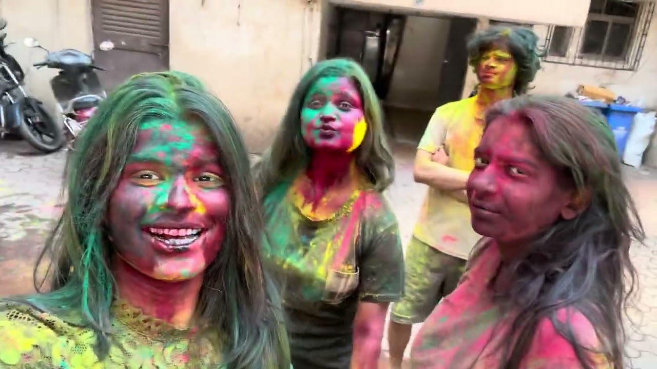 Rang, Masti & family wali holi 2026 …❤️#holispecial #youtubeshort #siblings 