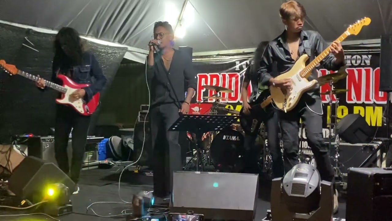 i-Cafe Bikerstation Showcase Man Keedal (Waris Band)