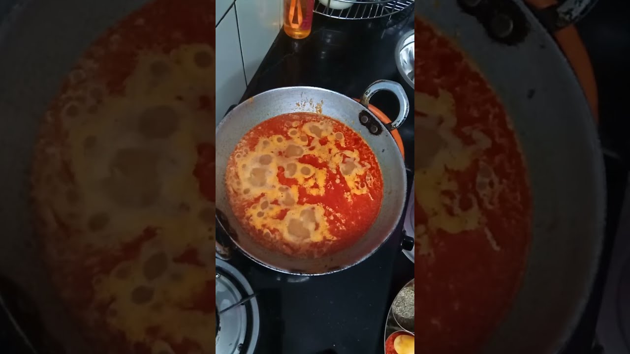 Radhika ki rasoi is live! aalu ki sabji 😋