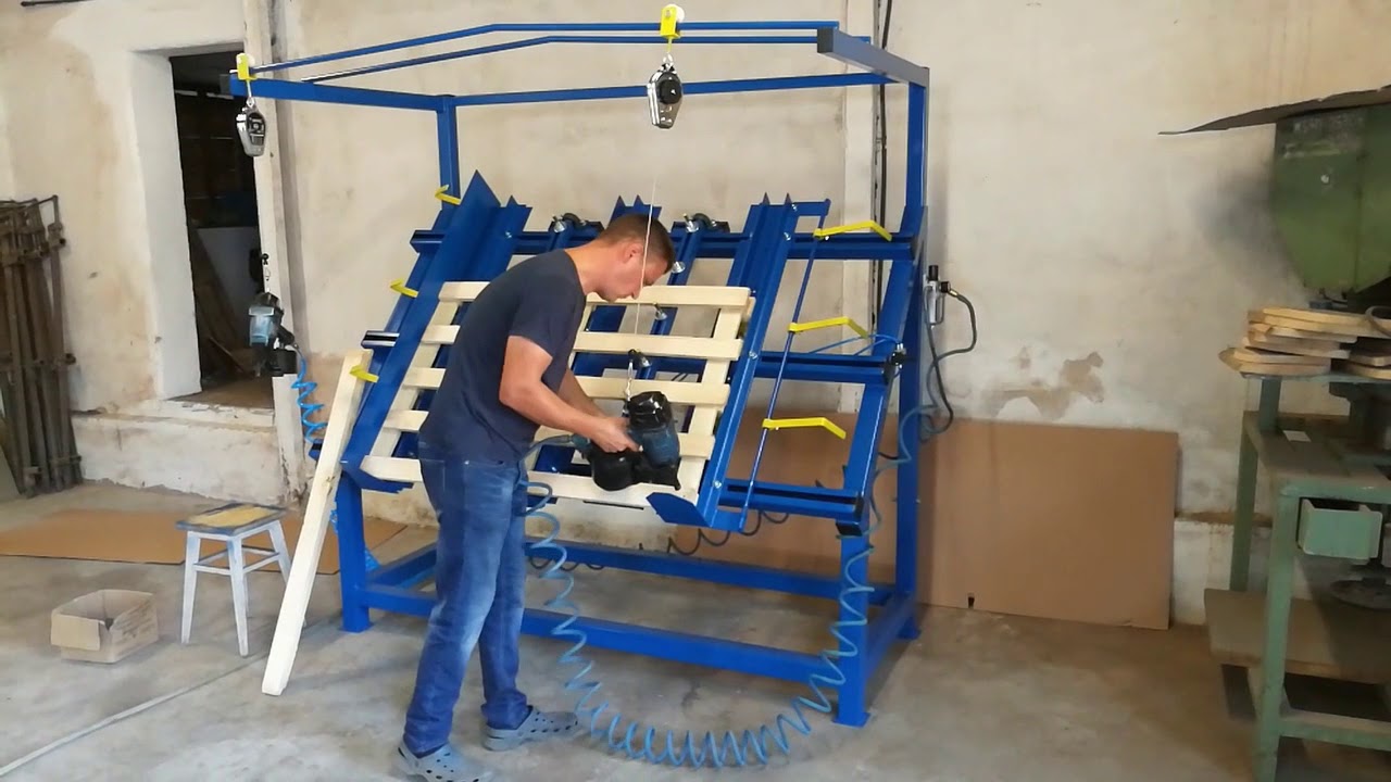 Stół do zbijania palet