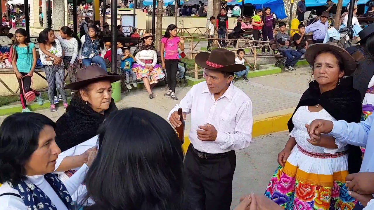 Fiesta en santo domingo de acobamba 2017