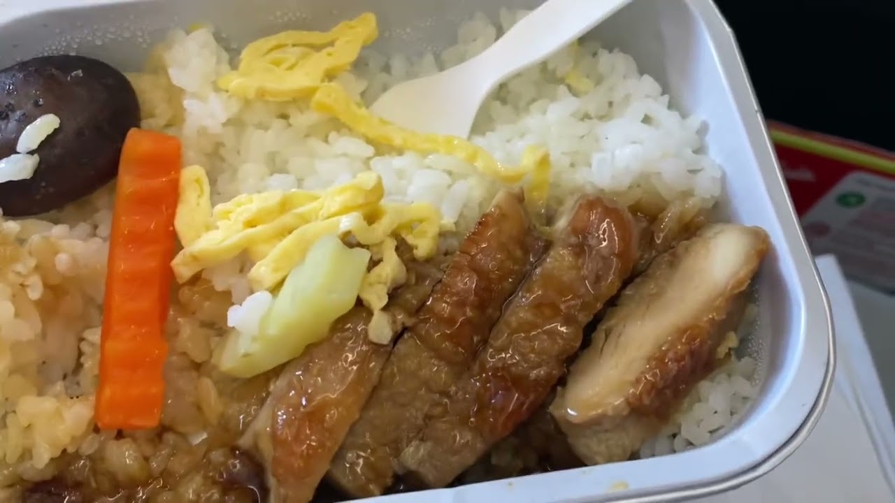 Almoçamos no avião -  Voo de Chiang Mai para Phuket 
