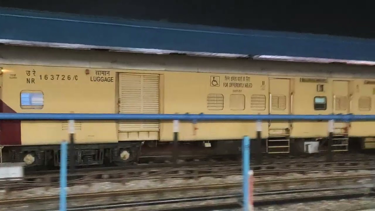 Hoshiarpur(HSX) -Delhi(DLI) Express 14012 ||Arrival Chandigarh railway station Early Morning🌞On time