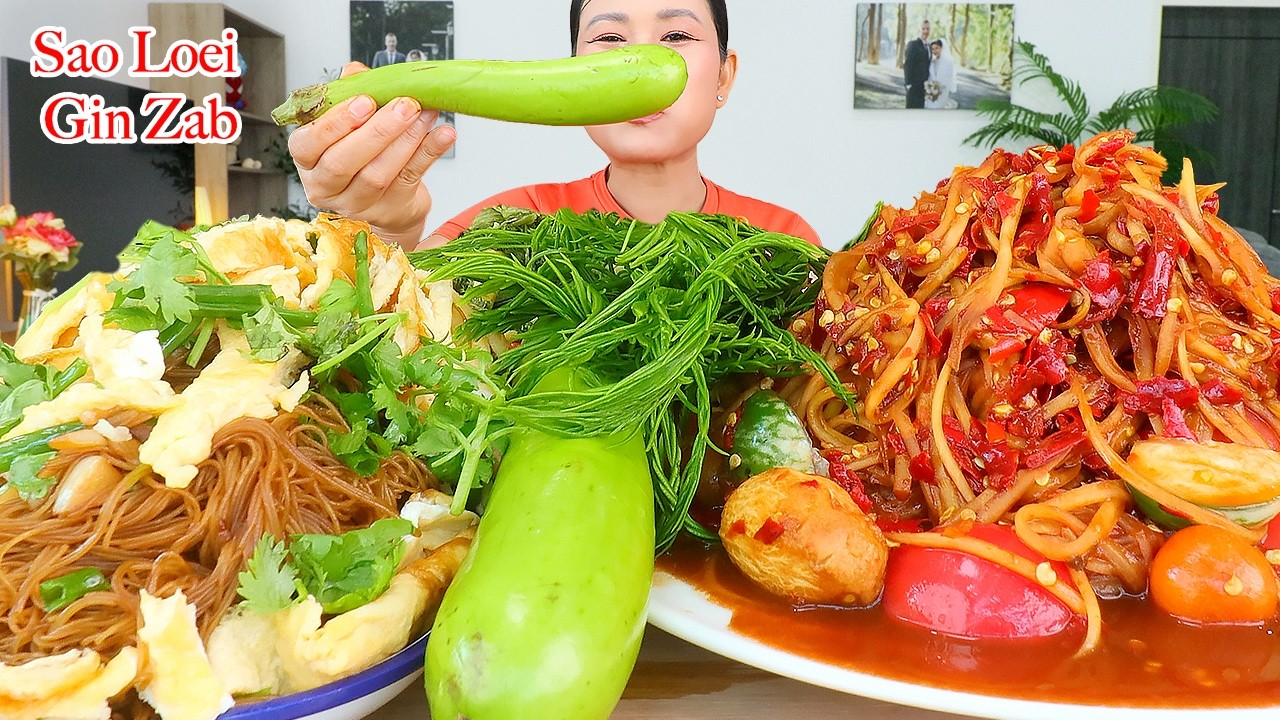 กินส้มตำปลาร้าเผ็ดๆ‼️ผัดหมี่ใส่ไข่ ชะอมแซ่บๆจ้า