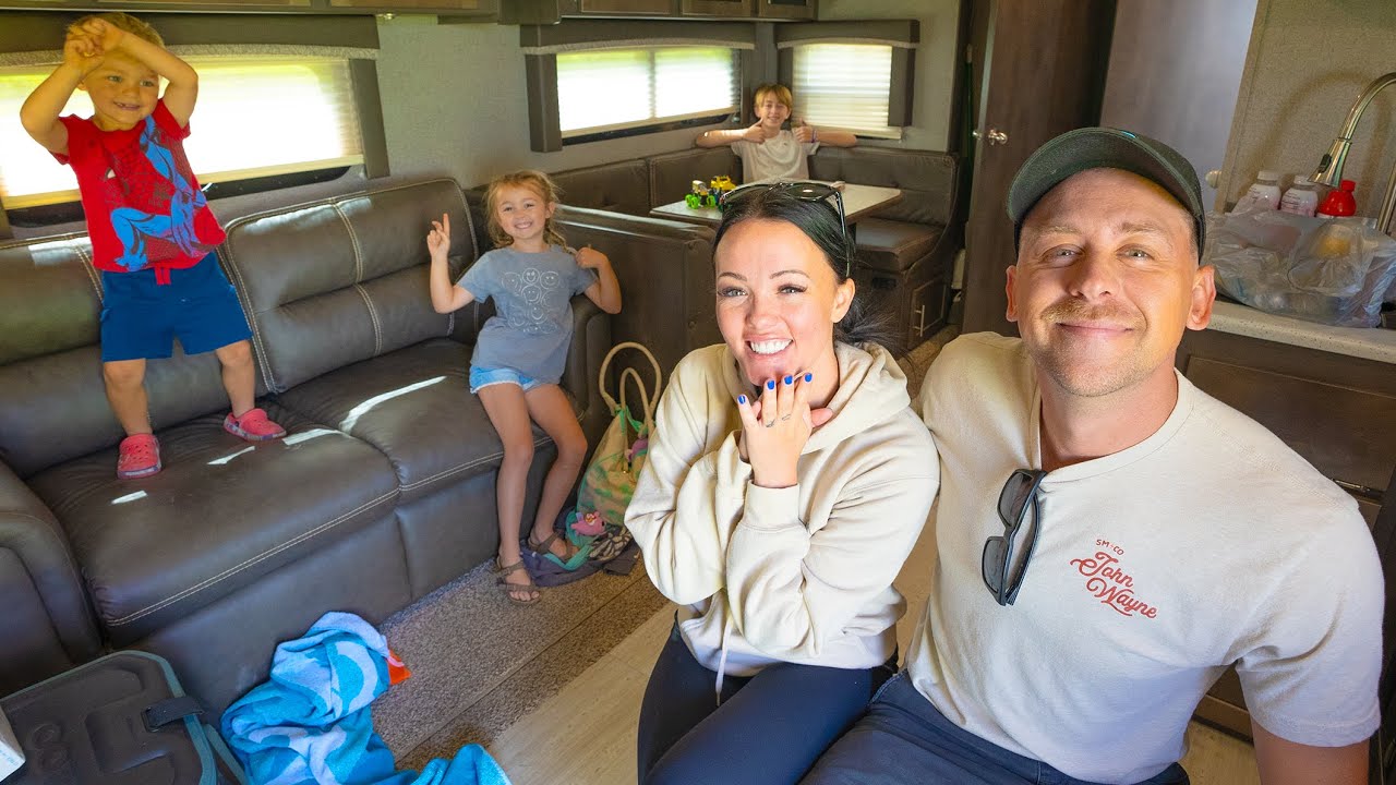 We Got A RV! We Are Leaving!