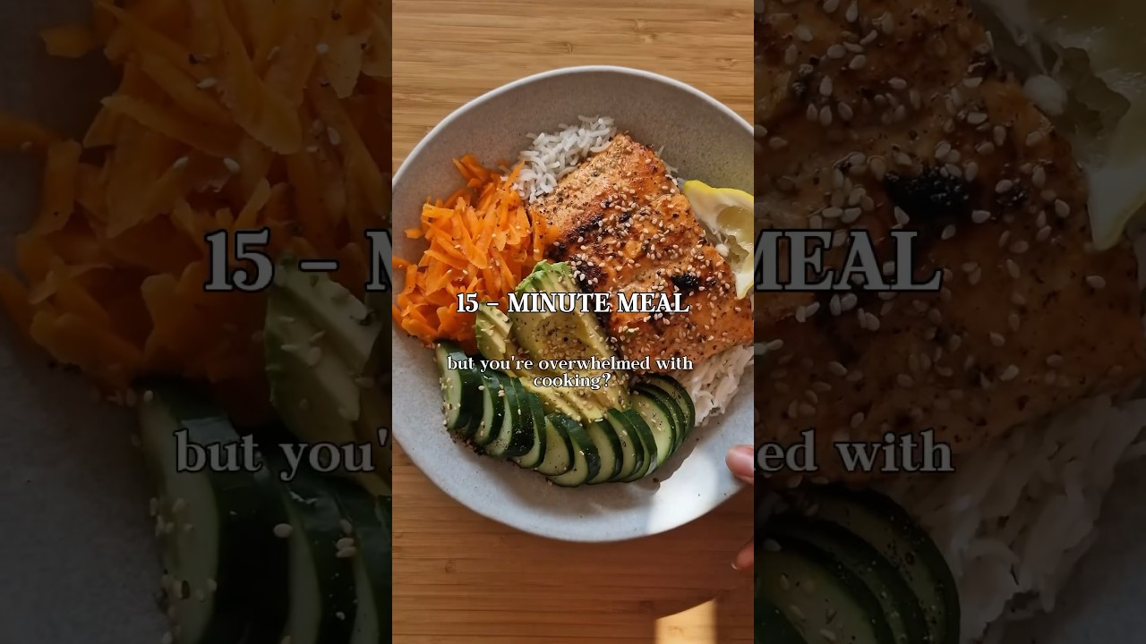Easy & healthy 15 minute meal: crispy salmon bowl! 🍽️