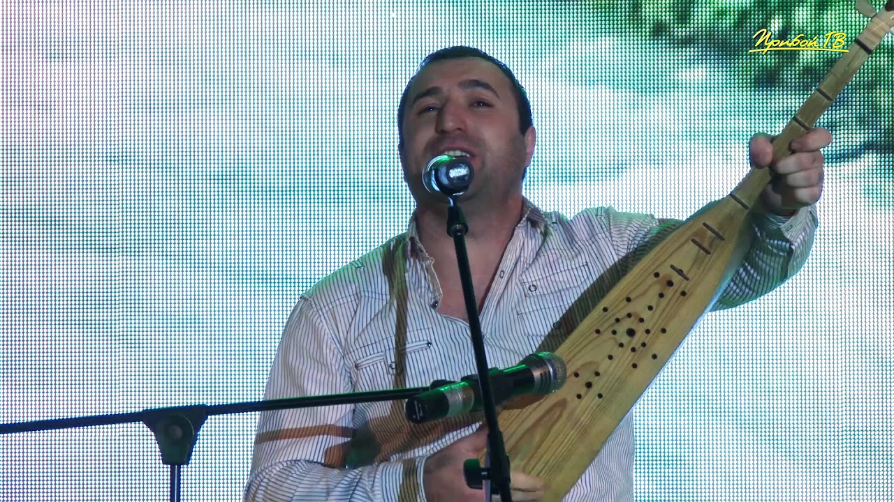 Абдула Магомедчиев   На пандуре Абдула Мадина 16