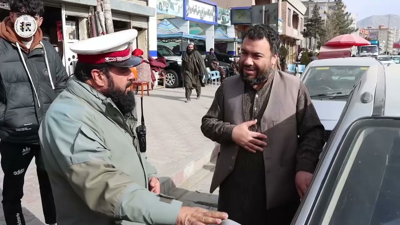 د ترافیکي نظم د لاټینګښت په موخه په کابل ښار کې غیر قانوني نقلیه وسایطو کنټرول په جدي توګه دوام لري.
