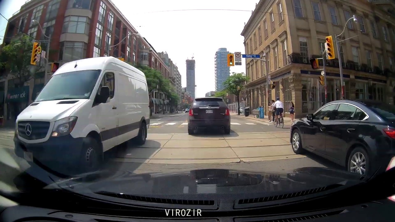 mau5trap radio 049 [Rolo Green Takeover] deadmau5