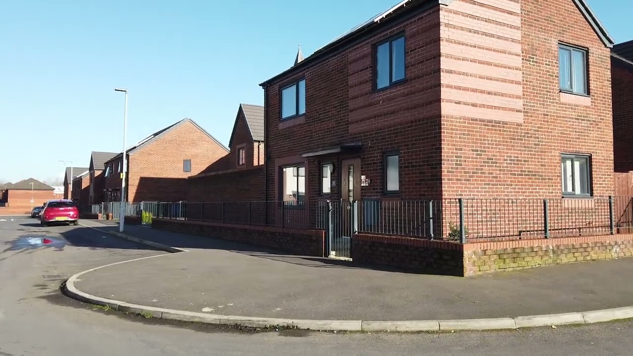 walkabout..in west gorton