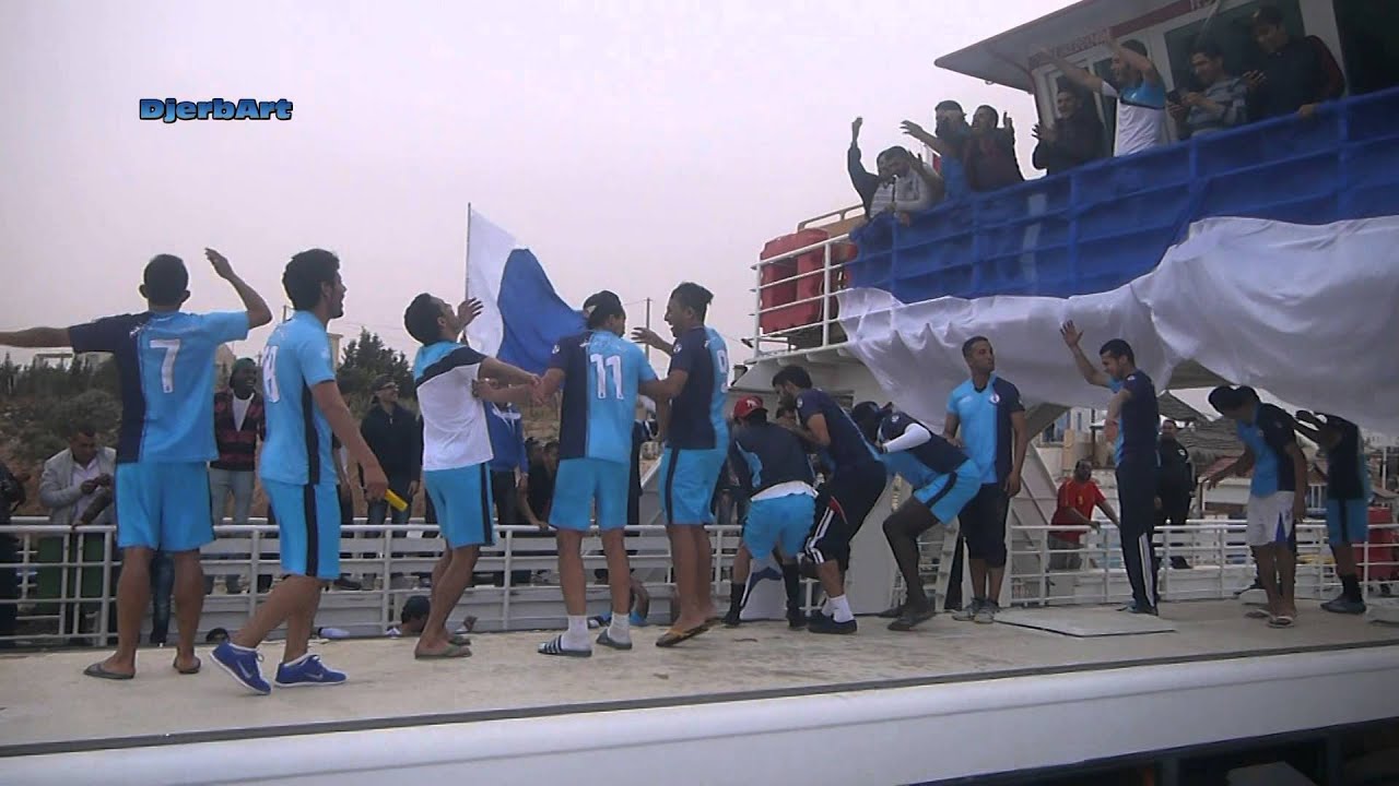 فرحة لاعبي وجماهير الاتحاد الرياضي باجيم جربة بالصعود 18 آفريل 2015
