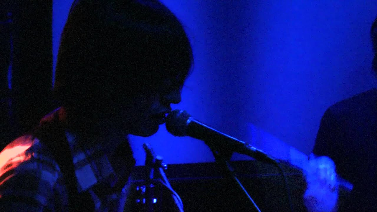 ALIEN MUSTANGS - Follow Me