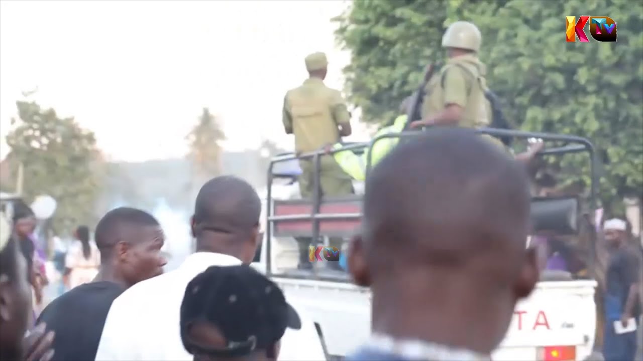 POLISI WAPIGA MABOMU YA MACHOZI KATIKA UZINDUZI WA KAMPENI JIMBO LA LINDI MJINI
