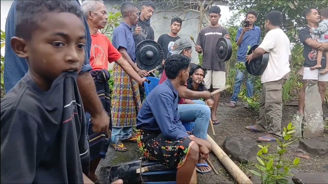 Waning Ata Lamen ( Gong waning-  Rubit Romanduru  )