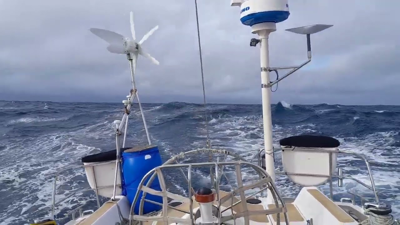 Sailing the dreaded Drake passage from Antarctica to South America