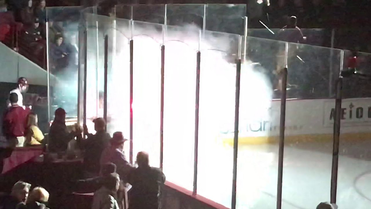 UMass Minutemen Intro 18-19