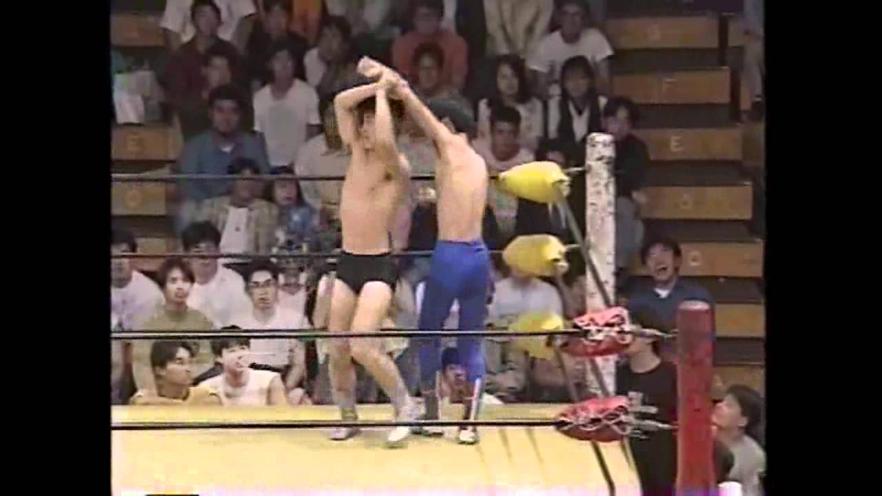 1992年学生プロレス　ビガーモリタパンツ　vs　越波辰爾