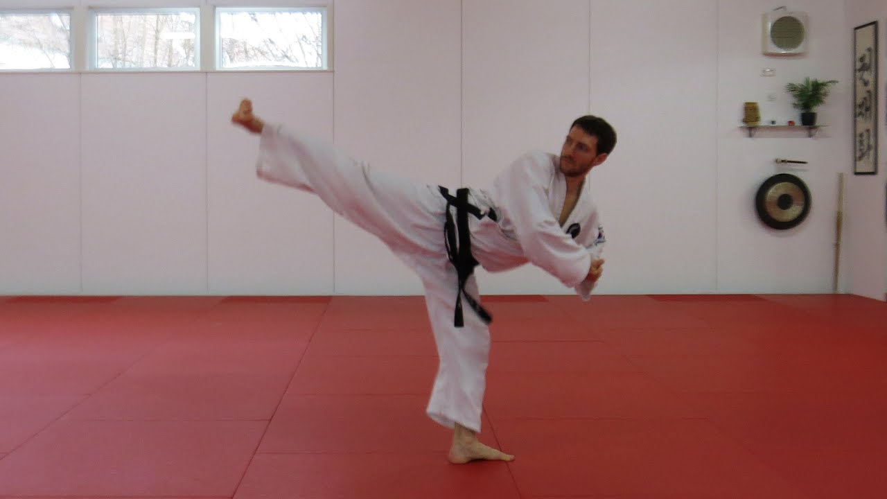 8. HYONG - HWA-RANG (slow) - Taekwondo Form