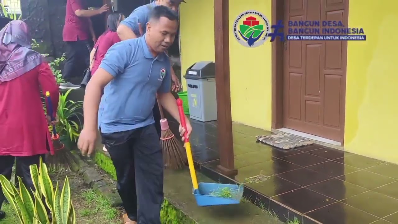 BERSIH DESA DI PURE PLAJAN JEPARA