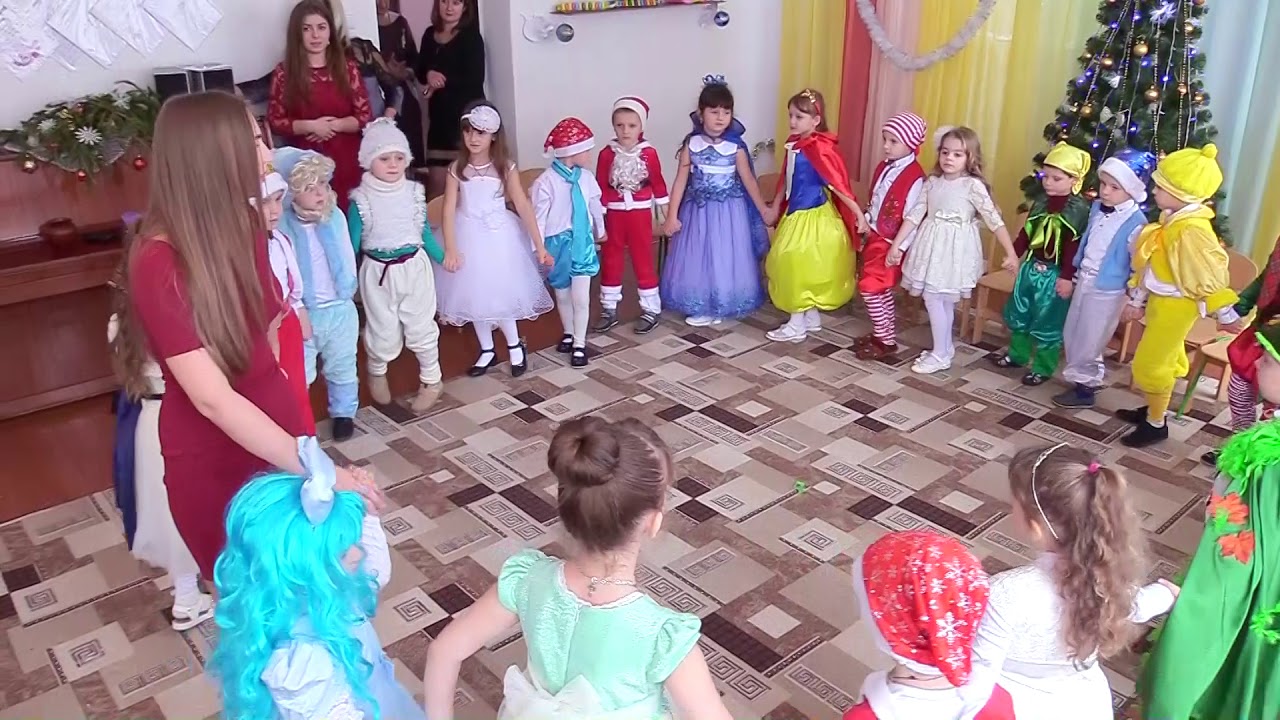 Новорічний ранок  у дитячому садочку  с. Забрідь  2018р