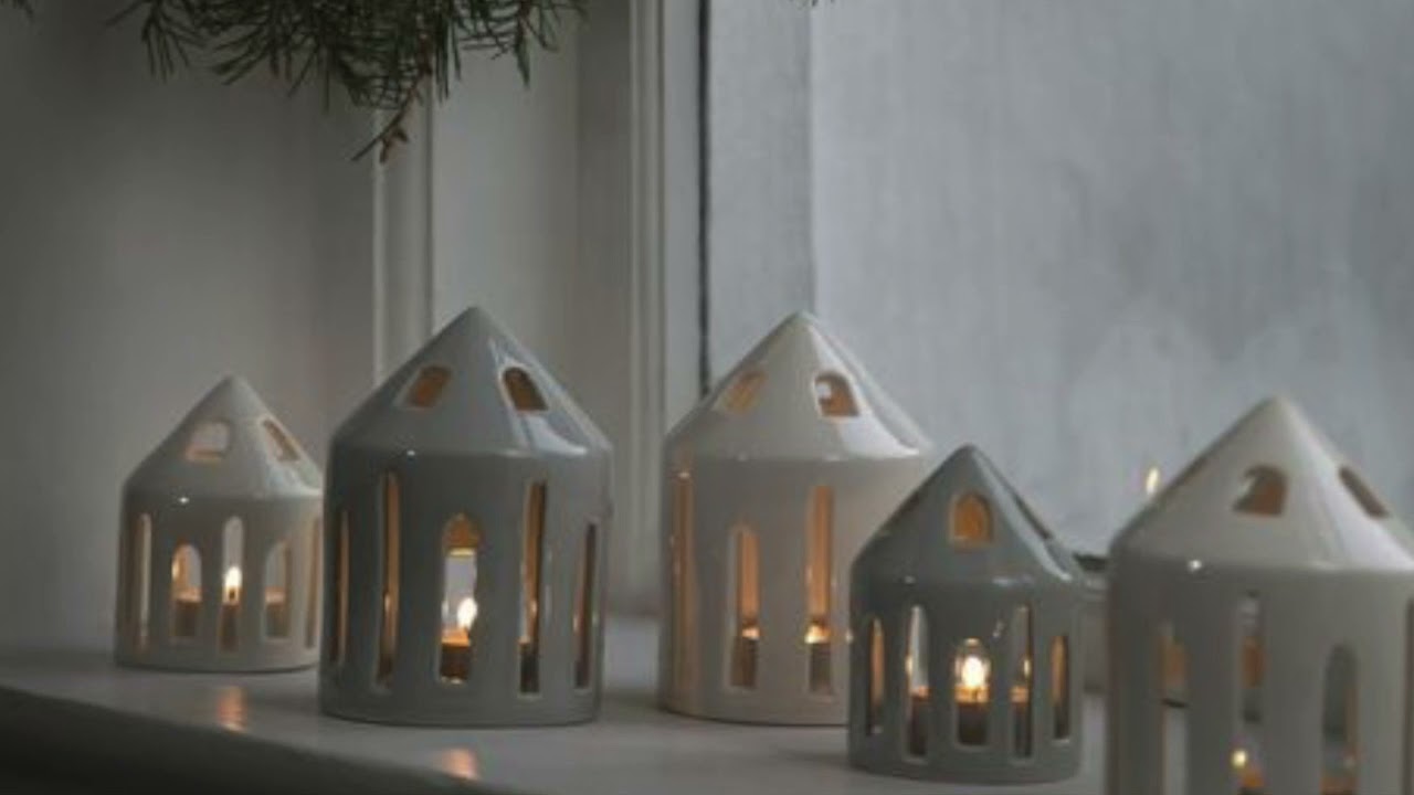 Minimal christmas decor