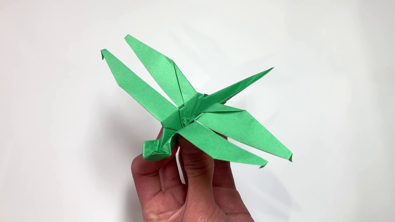 How to make an Origami Dragonfly
