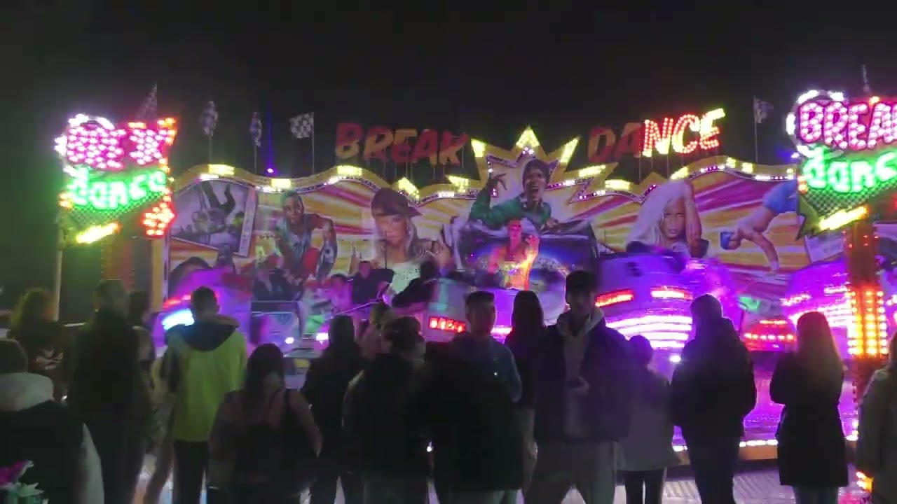 Břevnovské posvícení 2022 - ATRAKCE BREAK DANCE / ATTRACTION BREAK DANCE OFF-RIDE