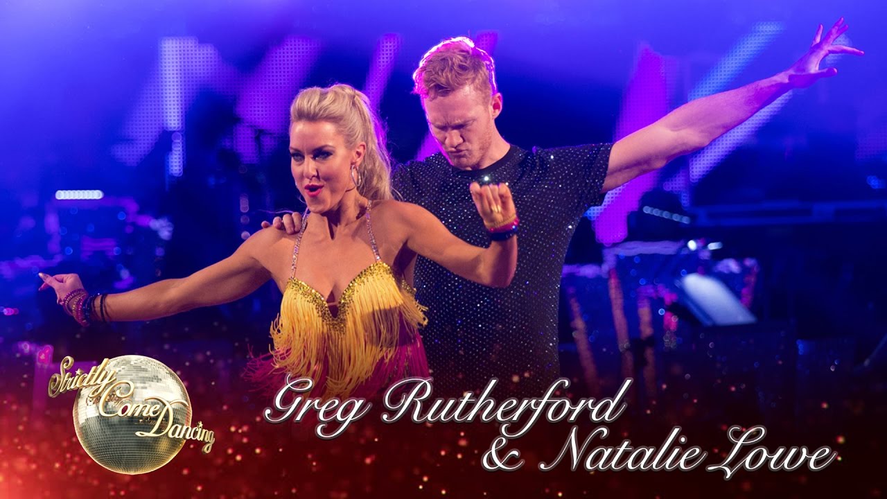 Greg Rutherford and Natalie Lowe Cha Cha to 'We Found Love' - Strictly 2016: Week 5