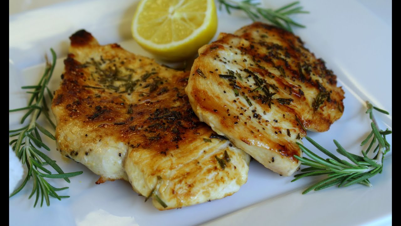 STAY FIT SUNDAY | SIMPLE ROSEMARY CHICKEN