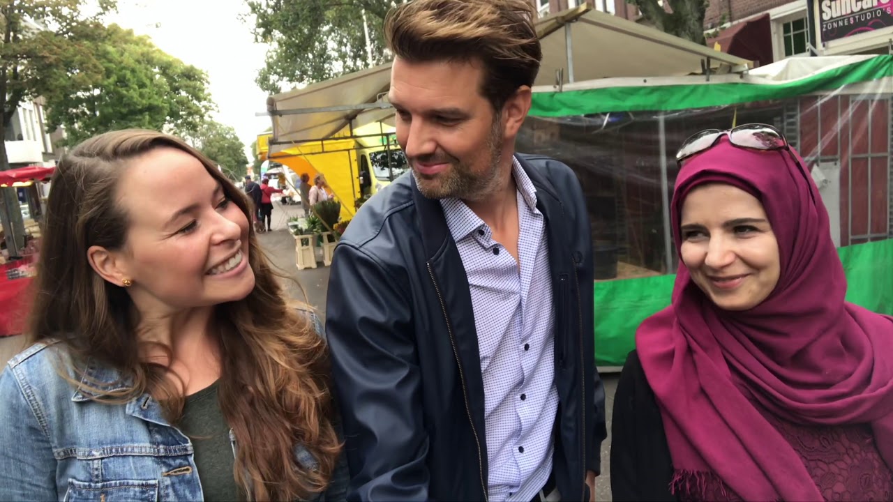 Bas Muijs met Haagse makkers naar de markt