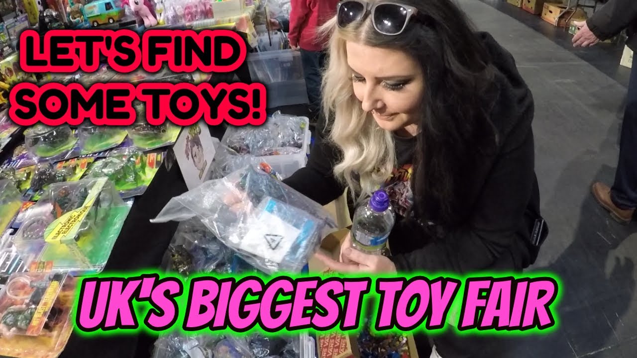 UK'S THE BIGGEST VINTAGE TOY FAIR  - Toy Hunting at NEC Birmingham 2022