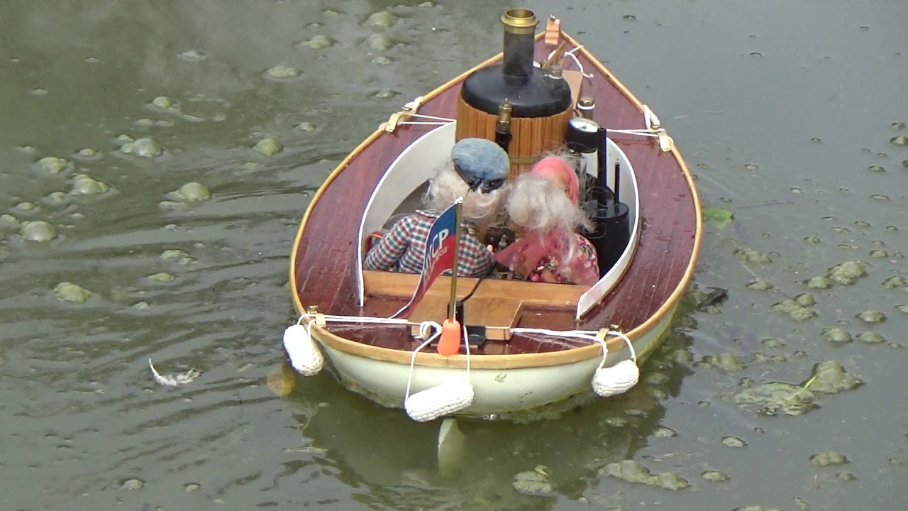 La chaloupe à vapeur Antje (kit Krick Anna) teste sa nouvelle hélice - Saint-Paul 2019 RC
