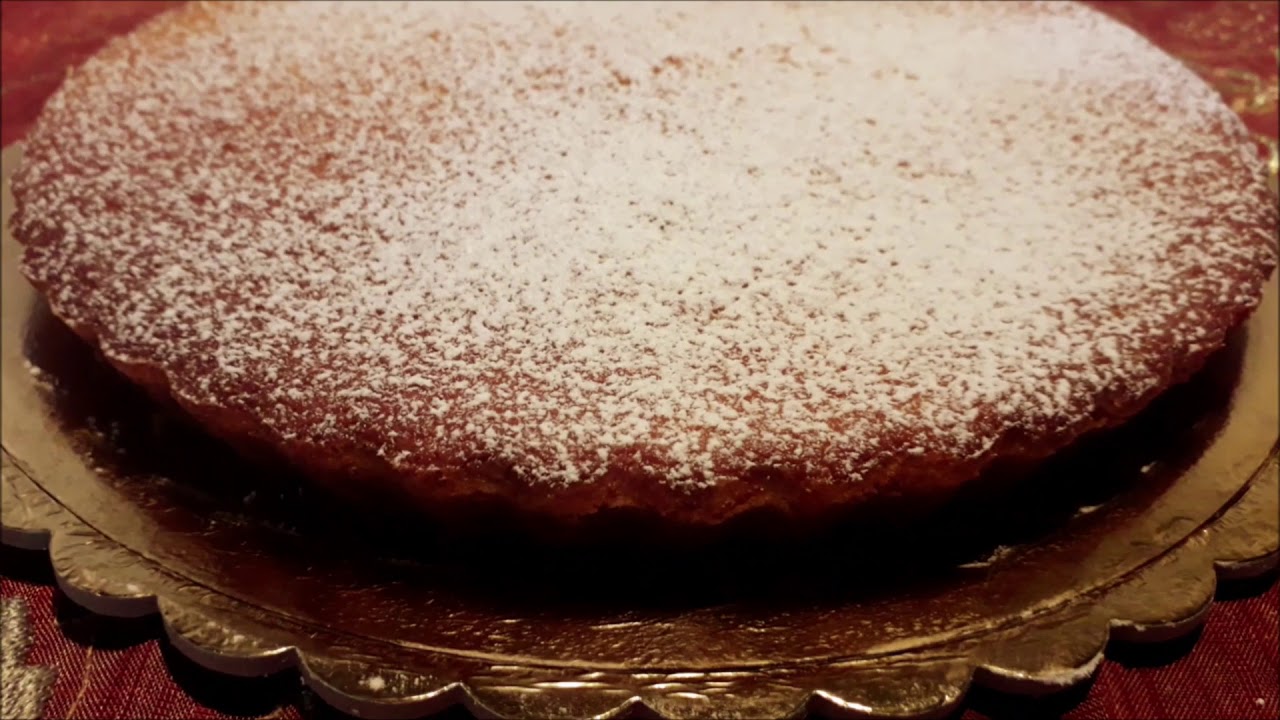 Torta soffice al succo di mandarino Ricetta facile e veloce