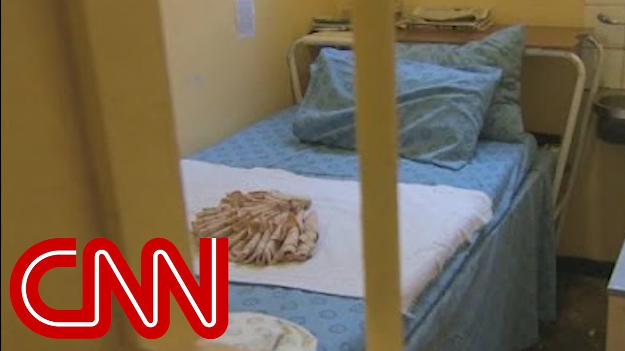 A rare look inside Oscar Pistorius' jail cell