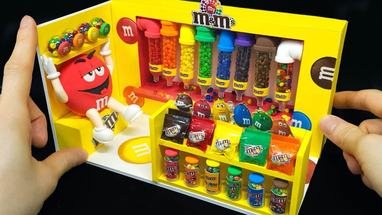DIY Miniature Realistic shop -  M&M's shop decor !! M&M's chocolate , figure ~