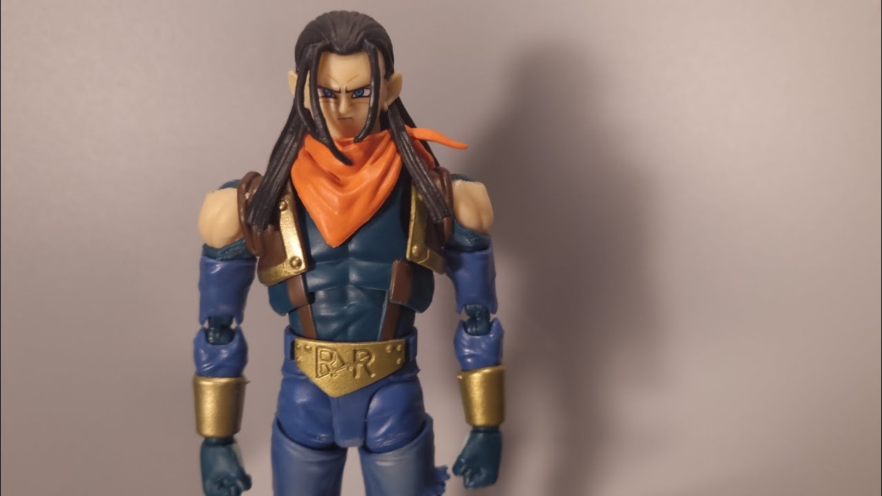 SOMEONE COULD BEAT HIM... Figuarts Super Android 17 BOOTLEG - Dragonball GT - Review