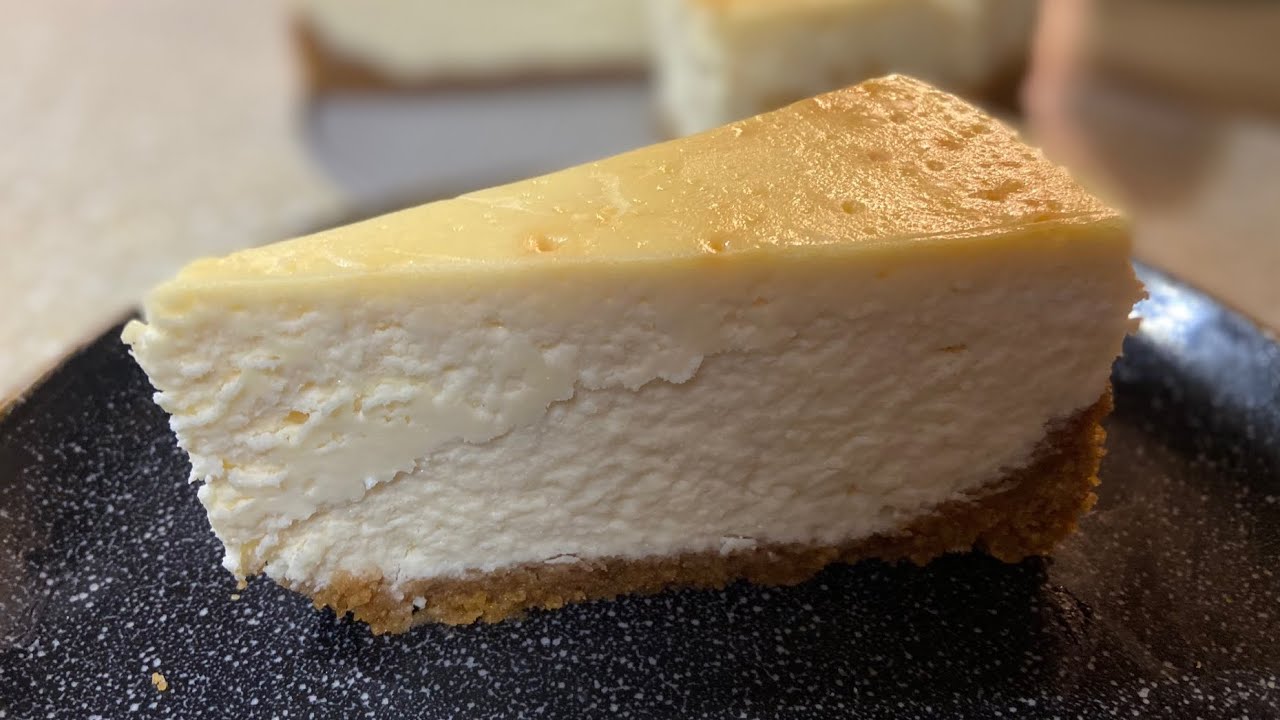 DELICIOUS Thick Creamy Cheesecake